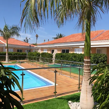 Holiday home Alsol Leones